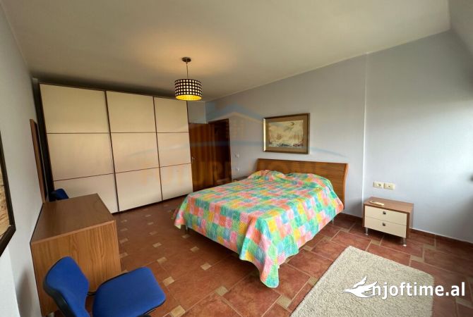 Shtepi me qera Apartament ne Tirane, 2+1, Mobilimi E mobiluar, Pagesa 750  Euro.