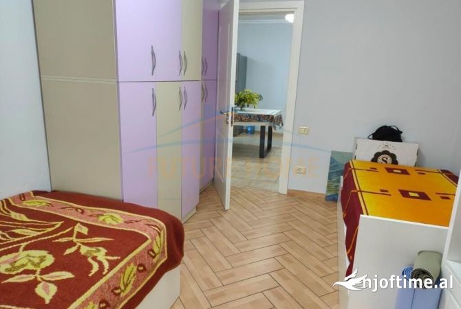 Shtepi me qera Apartament ne Tirane, 2+1, Mobilimi E mobiluar, Pagesa 600  Euro.