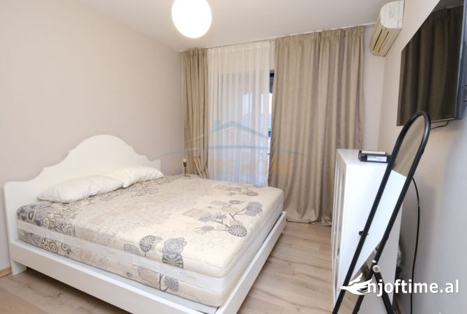 Shtepi ne shitje Apartament ne Tirane, 2+1, Mobilimi E mobiluar, Pagesa 290,000  Euro.