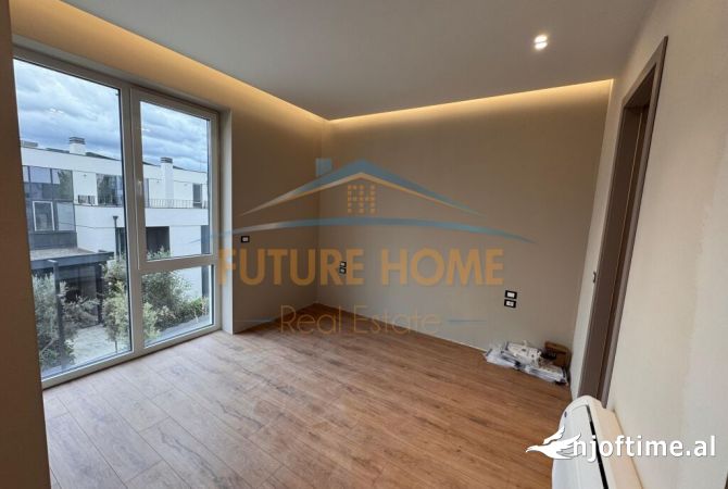 Shtepi ne shitje Apartament ne Tirane, 3+1, Mobilimi Bosh, pa mobiluar, Pagesa 424,000  Euro.