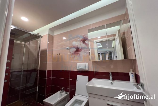 Shtepi me qera Apartament ne Tirane, 2+1, Mobilimi E mobiluar, Pagesa 830  Euro.