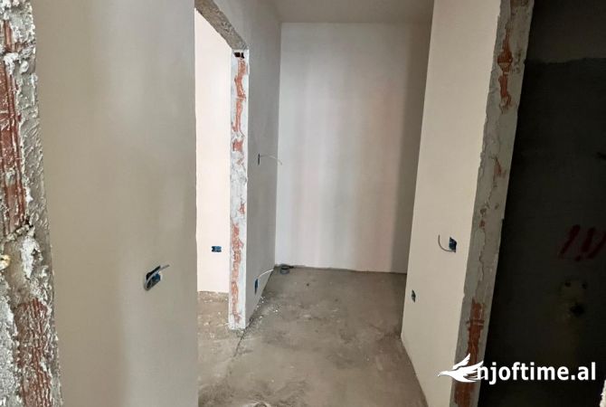 Shtepi ne shitje 1+1 ne Tirane - 103,500 Euro