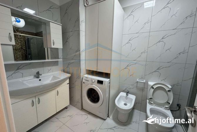Shtepi ne shitje Apartament ne Tirane, 2+1, Mobilimi E mobiluar, Pagesa 260,000  Euro.