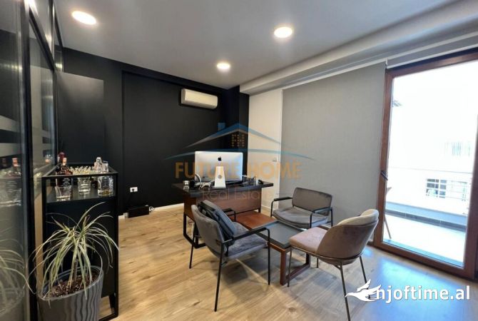 Ambient biznesi me qera 3+1 ne Tirane - 2,500 Euro