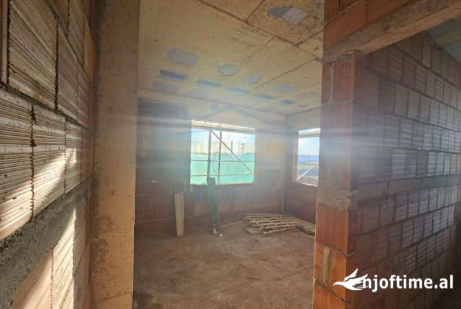 Shtepi ne shitje 2+1 ne Tirane - 125,000 Euro