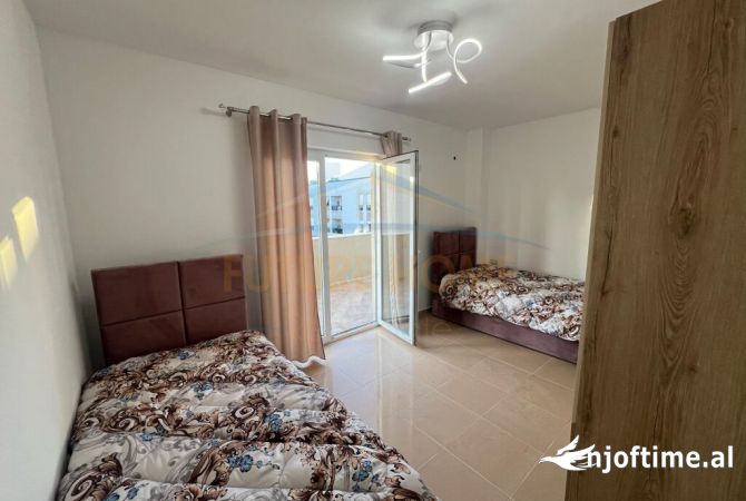 Shtepi ne shitje Apartament ne Tirane, 2+1, Mobilimi E mobiluar, Pagesa 244,000  Euro.