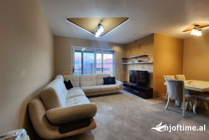 Shtepi me qera Apartament ne Tirane, 2+1, Mobilimi E mobiluar, Pagesa 800  Euro.