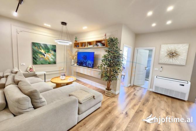 Shtepi ne shitje Apartament ne Durres, 2+1, Mobilimi E mobiluar, Pagesa 148,000  Euro.