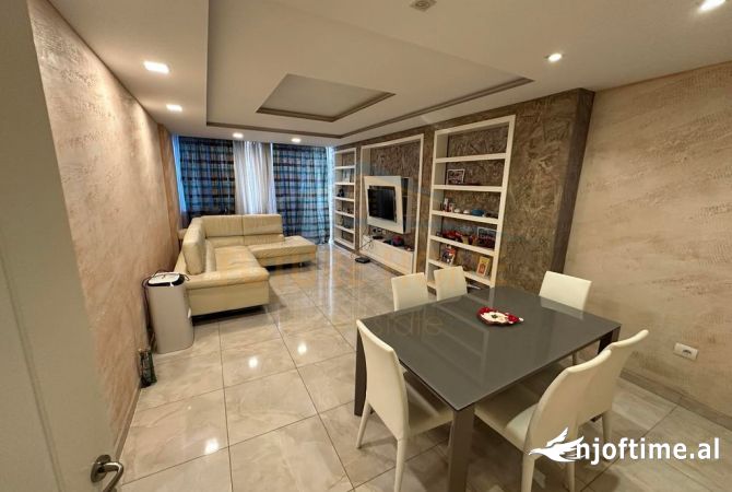 Shtepi ne shitje 2+1 ne Tirane - 210,000 Euro