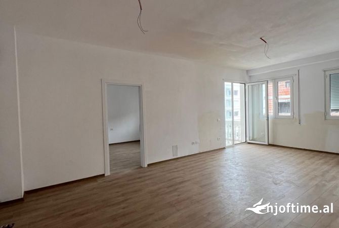 Shtepi ne shitje 2+1 ne Tirane - 109,000 Euro