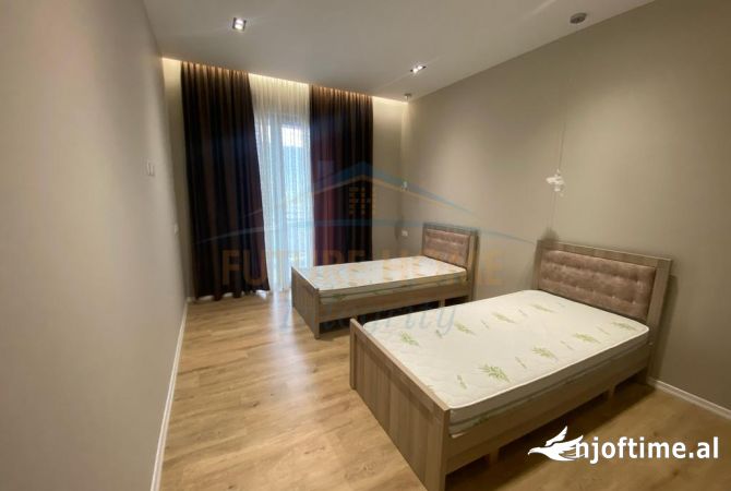 Shtepi me qera Apartament ne Tirane, 2+1, Mobilimi E mobiluar, Pagesa 700  Euro.