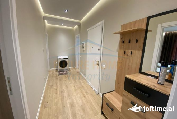 Shtepi me qera Apartament ne Tirane, 2+1, Mobilimi E mobiluar, Pagesa 700  Euro.