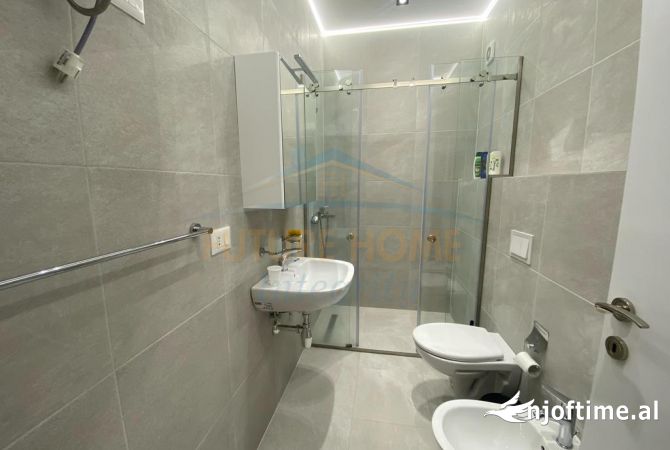 Shtepi me qera Apartament ne Tirane, 2+1, Mobilimi E mobiluar, Pagesa 700  Euro.