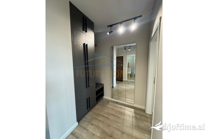 Shtepi me qera Apartament ne Tirane, 2+1, Mobilimi E mobiluar, Pagesa 700  Euro.