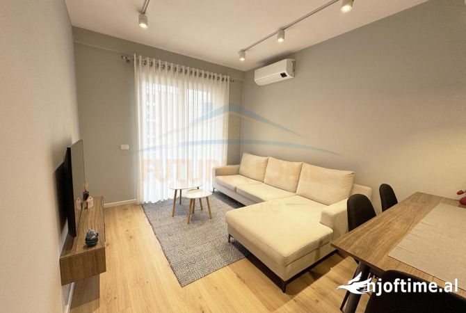 Shtepi ne shitje Apartament ne Tirane, 1+1, Mobilimi E mobiluar, Pagesa 145,000  Euro.