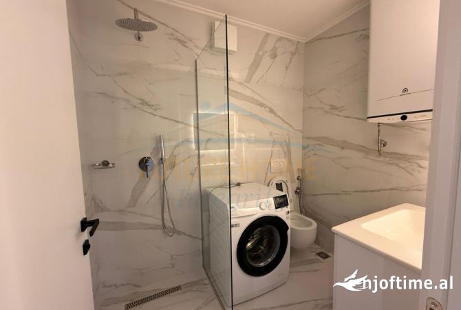 Shtepi me qera Apartament ne Tirane, 2+1, Mobilimi E mobiluar, Pagesa 1,100  Euro.