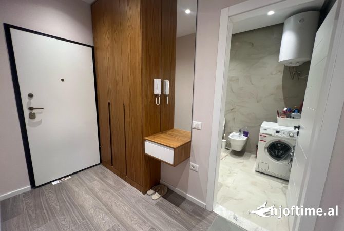 Shtepi me qera Apartament ne Tirane, 1+1, Mobilimi E mobiluar, Pagesa 600  Euro.
