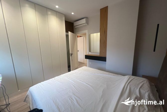 Shtepi me qera Apartament ne Tirane, 1+1, Mobilimi E mobiluar, Pagesa 600  Euro.