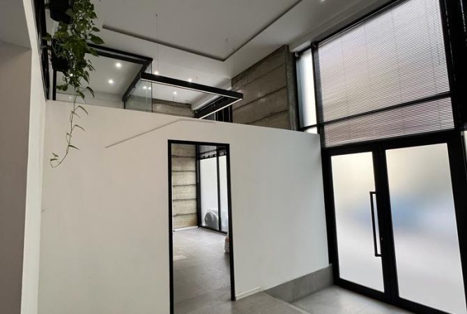 Qera, Ambient Biznesi+ Post Parkimi, Qender Tirane