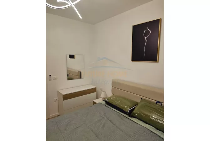 Shtepi me qera Apartament ne Tirane, 2+1, Mobilimi E mobiluar, Pagesa 800  Euro.