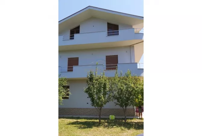 House for Sale 5+1 in Durres - 180,000 Euro