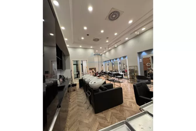 Ambient biznesi me qera 1+1 ne Tirane - 3,500 Euro
