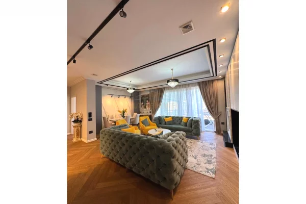 Shtepi ne shitje Apartament ne Tirane, 2+1, Mobilimi E mobiluar, Pagesa 370,000  Euro.