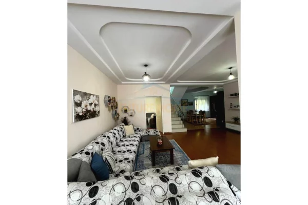 Shtepi ne shitje 3+1 ne Tirane - 220,000 Euro