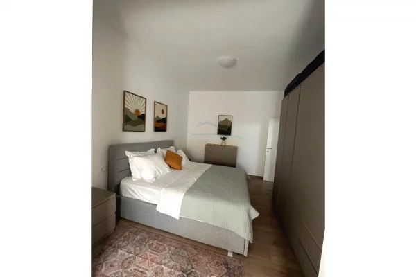 Shtepi me qera 2+1 ne Tirane - 850 Euro