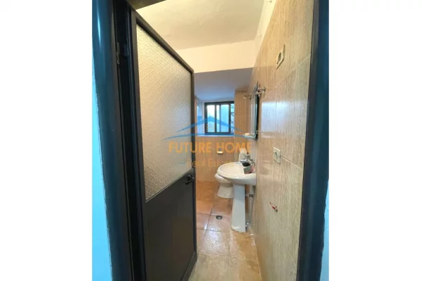Shtepi me qera 2+1 ne Tirane - 600 Euro