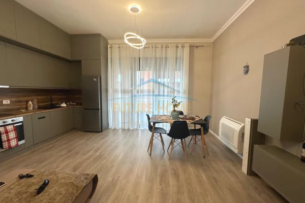 Shtepi me qera Apartament ne Tirane, 1+1, Mobilimi E mobiluar, Pagesa 850  Euro.