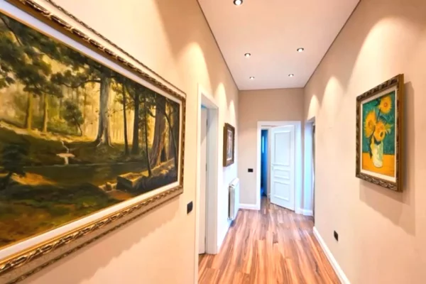 Shtepi ne shitje 5+1 ne Tirane - 1,100,000 Euro