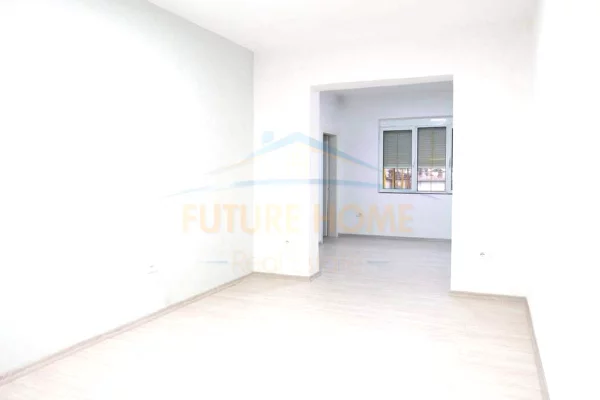 Apartment for rent in Tirana 2+1, Emty