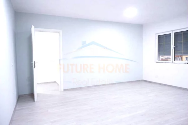 Apartment for rent in Tirana 2+1, Emty