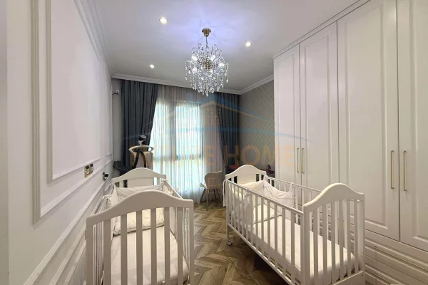 Shtepi ne shitje Apartament ne Tirane, 2+1, Mobilimi E mobiluar, Pagesa 350,000  Euro.