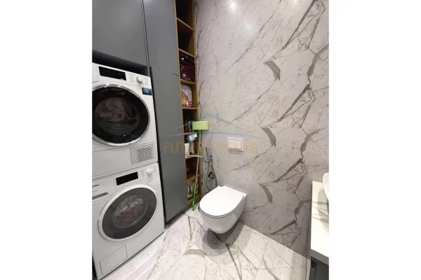 Shtepi ne shitje Apartament ne Tirane, 2+1, Mobilimi E mobiluar, Pagesa 350,000  Euro.