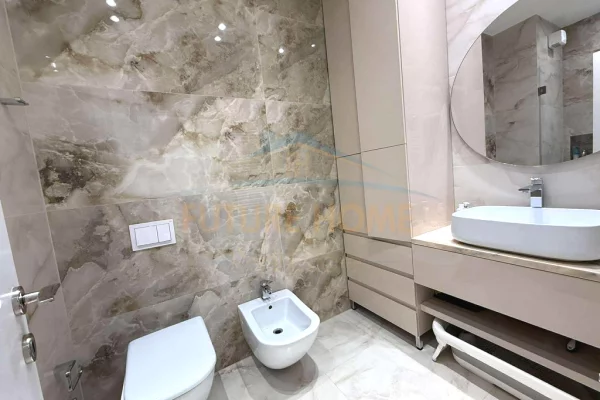 Shtepi ne shitje Apartament ne Tirane, 2+1, Mobilimi E mobiluar, Pagesa 350,000  Euro.