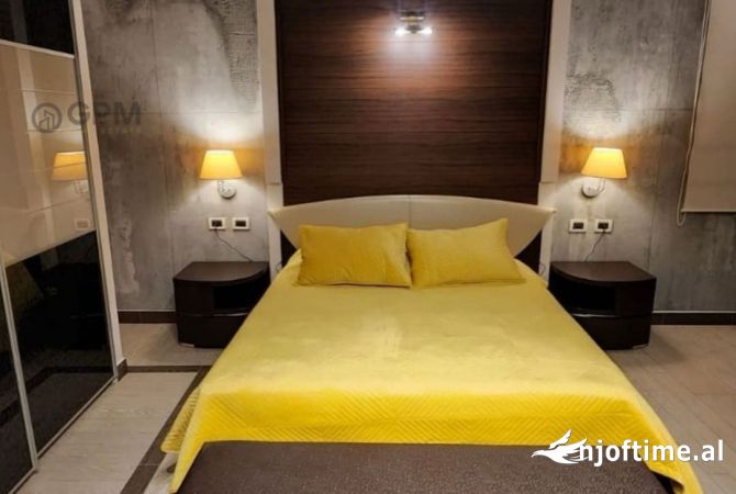 Shtepi me qera 2+1 ne Tirane - 1,200 Euro