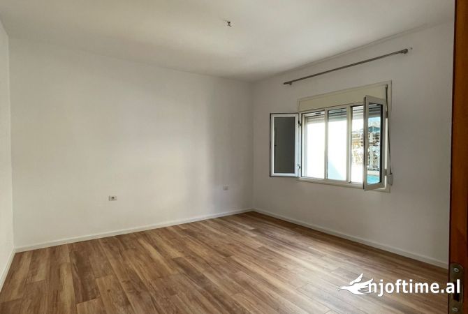 Shtepi ne shitje 2+1 ne Vlore - 125,000 Euro
