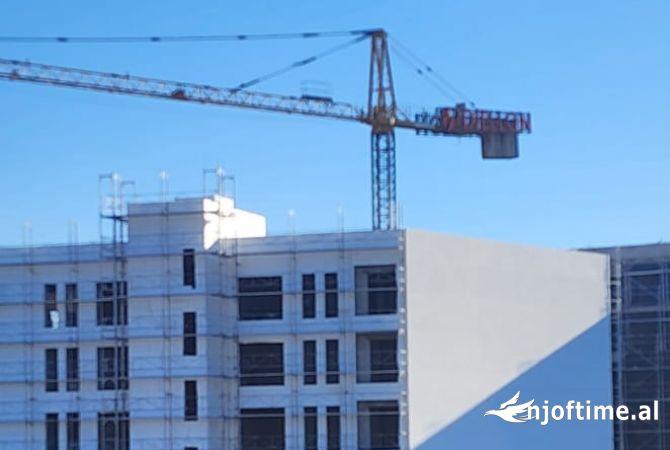 Shtepi ne shitje Apartament ne Tirane, 2+1, Mobilimi Bosh, pa mobiluar, Pagesa 116,850  Euro.