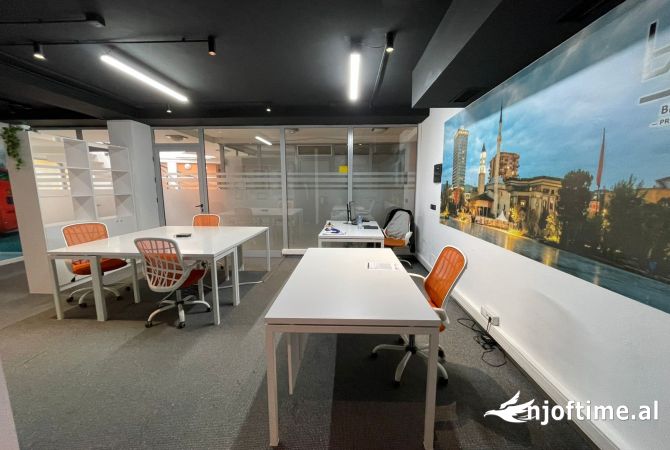 Ambient biznesi me qera 3+1 ne Tirane - 1,100 Euro