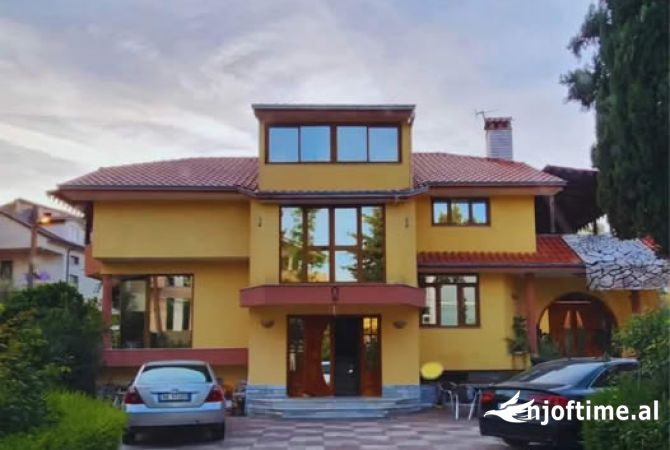 Shtepi ne shitje 5+1 ne Tirane - 450,000 Euro