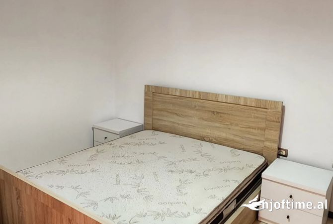 Shtepi me qera 1+1 ne Tirane - 370 Euro
