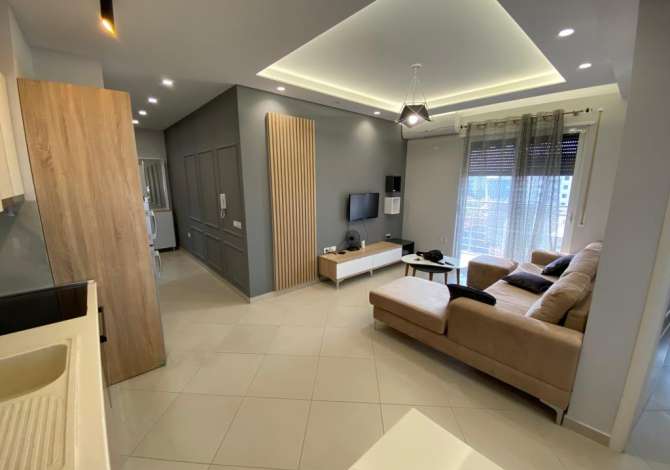 Shtepi me qera 2+1 ne Tirane - 500 Euro