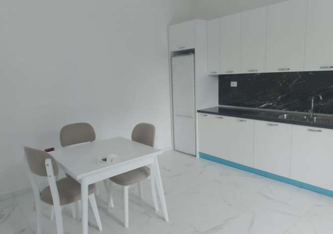 Shtepi me qera 2+1 ne Tirane - 400 Euro