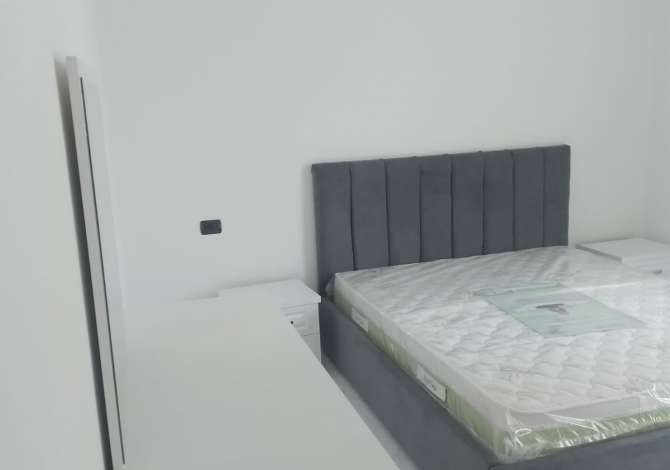 Shtepi me qera 2+1 ne Tirane - 400 Euro