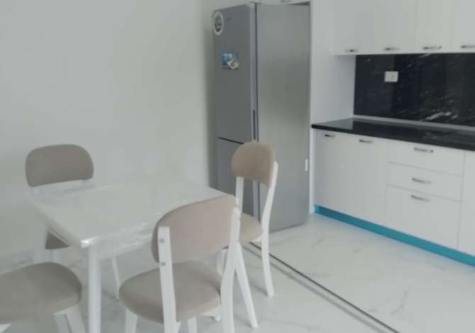 Shtepi me qera Apartament ne Tirane, 2+1, Mobilimi E mobiluar, Pagesa 400  Euro.