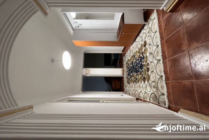 Shtepi me qera 1+1 ne Tirane - 45,000 Leke