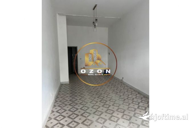 Ambient biznesi ne shitje 1+1 ne Tirane - 38,000 Euro
