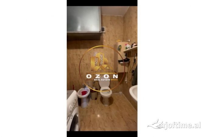 Shtepi ne shitje Apartament ne Tirane, 2+1, Mobilimi E mobiluar, Pagesa 185,000  Euro.